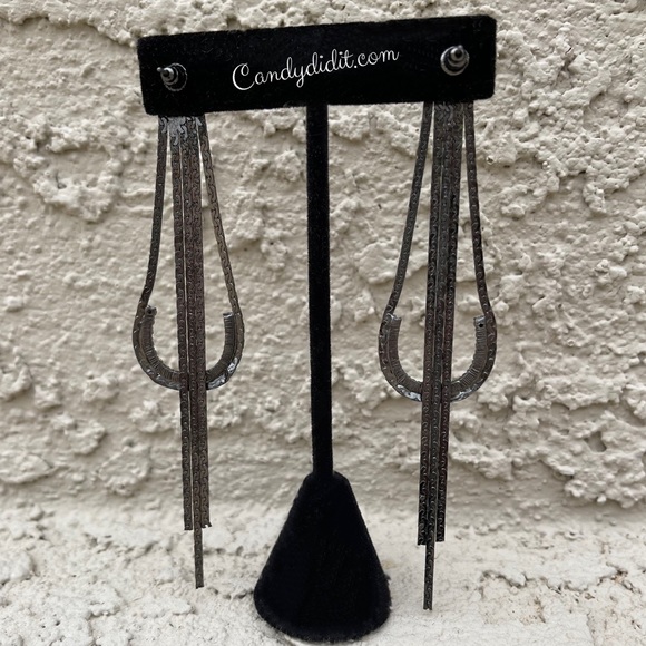 NWT Gunmetal & Crystal Loop And Chain Dangle Post Earrings. Candy Did It! - Picture 2 of 4